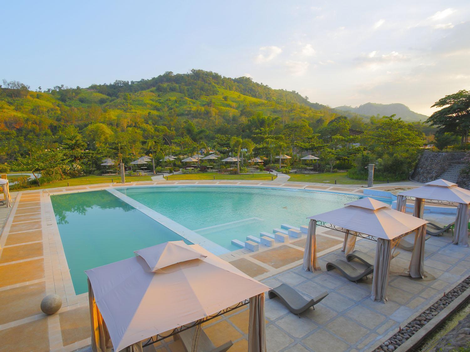 Green Canyon Leisure Farms Clark Field Экстерьер фото